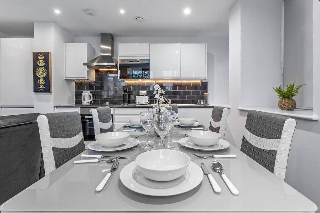 Sleep 7 20 Mins From London Waterloo Bp65 Apartment Exterior photo